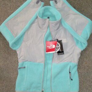 The North Face Denali fleece jacket in light blue and grey
